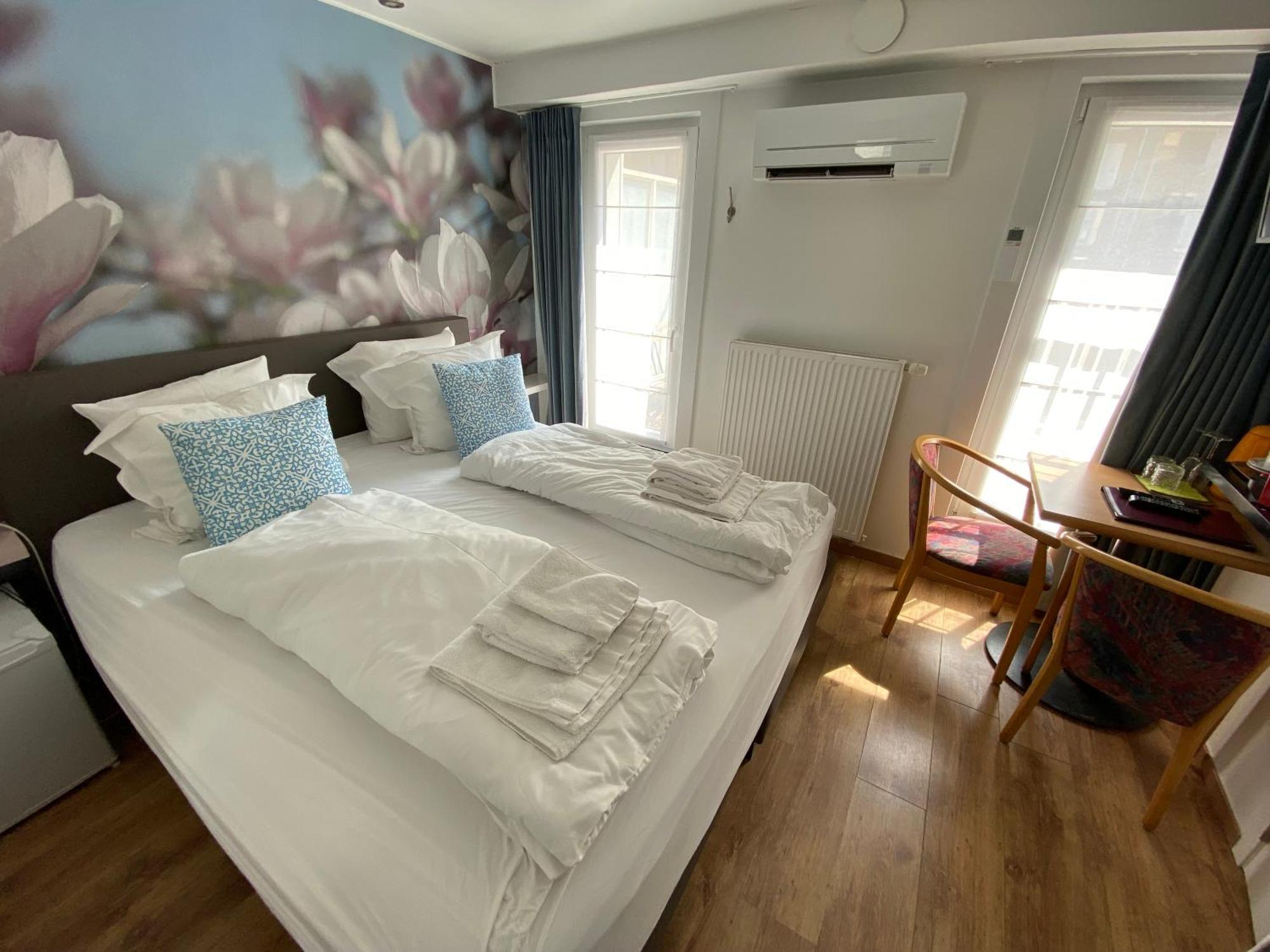 Hotel De Backer Knokke-Heist Buitenkant foto