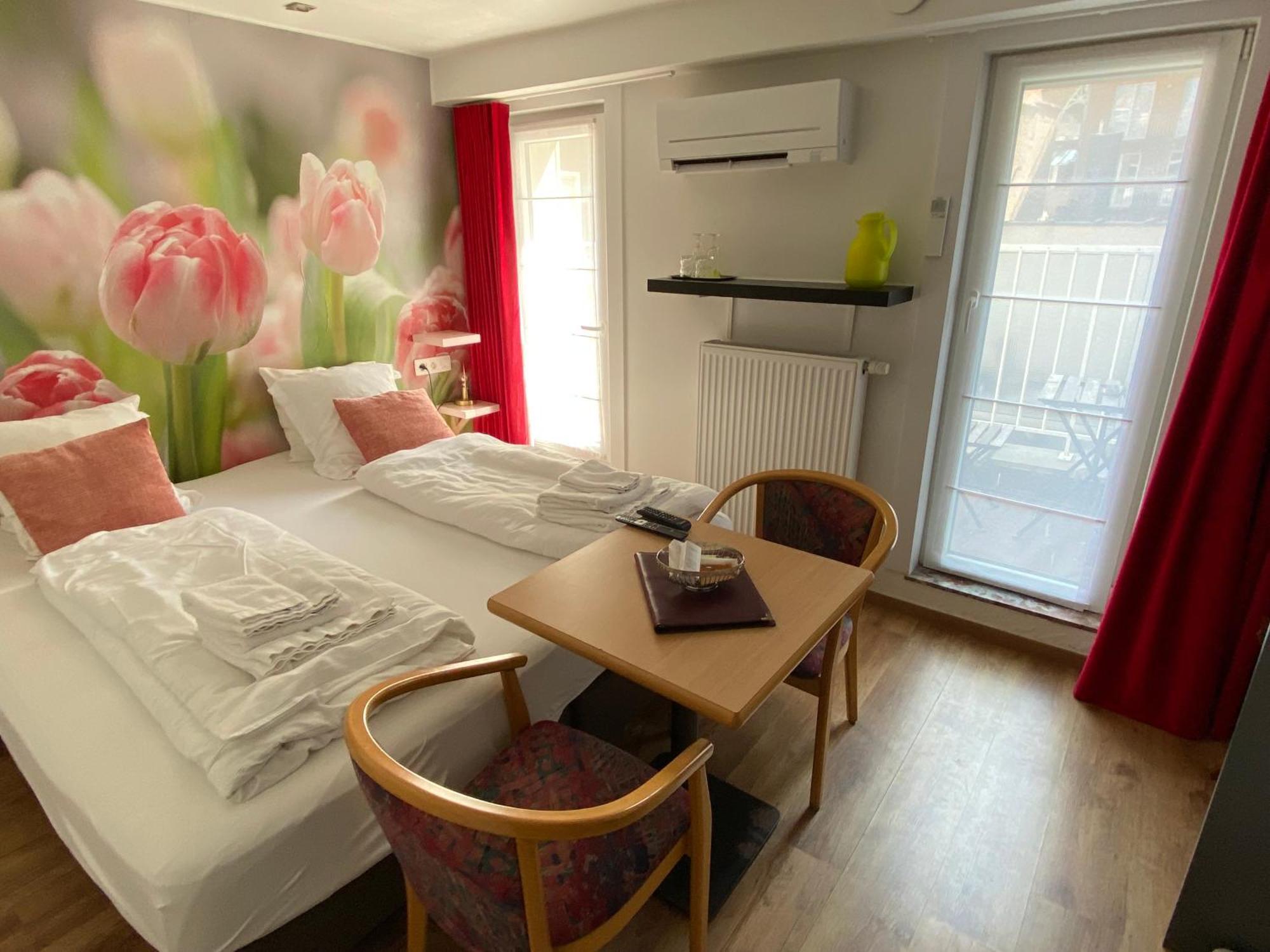 Hotel De Backer Knokke-Heist Buitenkant foto
